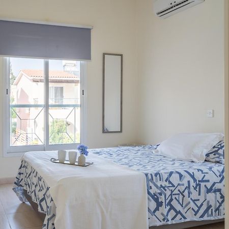 Apartmán Limnos Gardens Paphos Exteriér fotografie