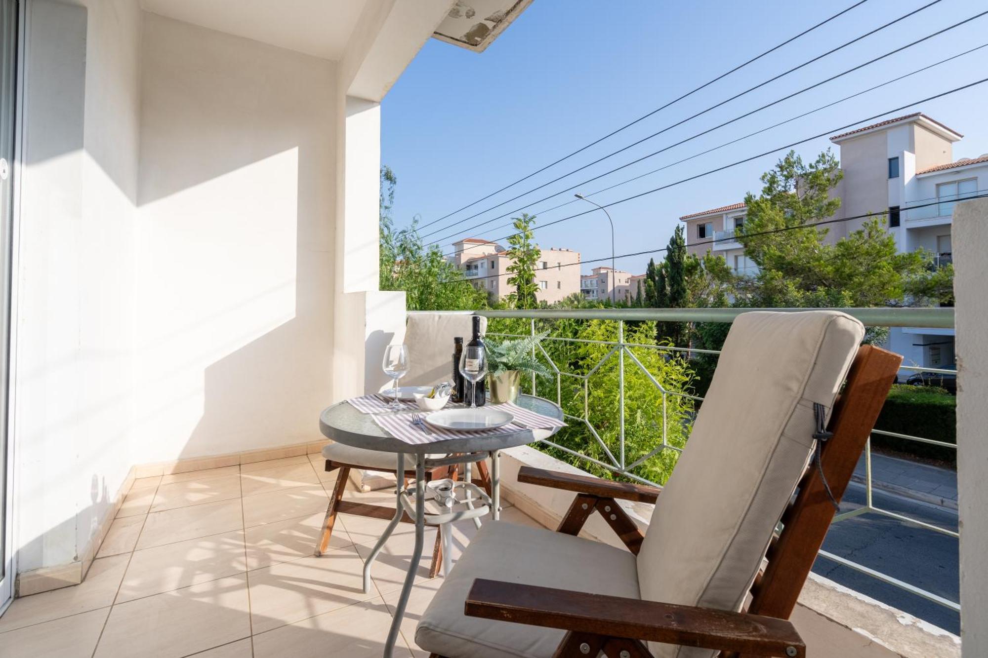 Apartmán Limnos Gardens Paphos Exteriér fotografie